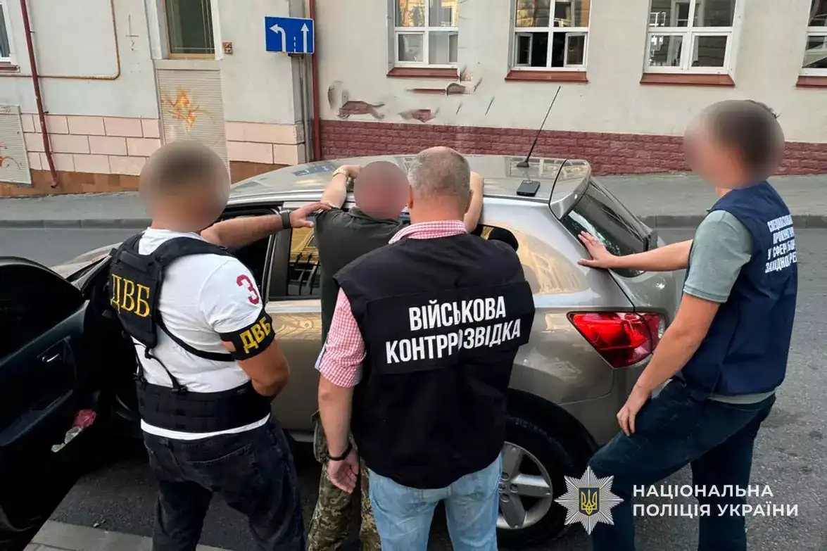 У Тернопільській області працівник ТЦК за хабар обіцяв уникнути служби: справу передано до суду