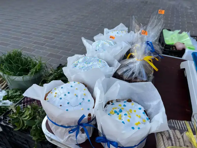 Паски, шинка й овочі: що й за скільки можна купити на великодньому ярмарку в Тернополі