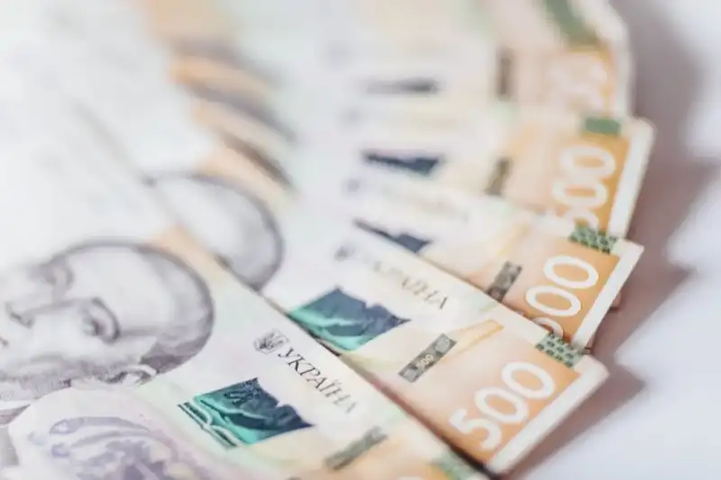 Що зміниться для українців з 1 травня: тарифи, субсидії та пенсії