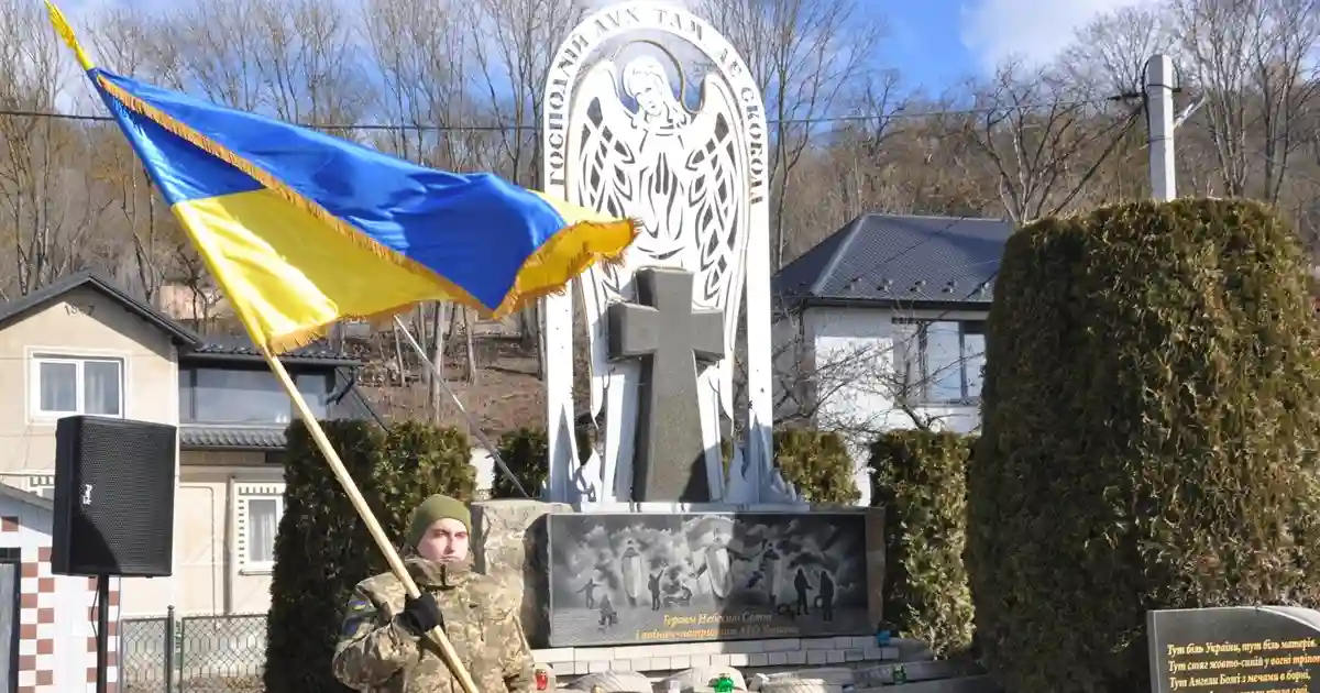 У Чорткові вшанували Героїв Небесної сотні спільною молитвою і словами вдячності