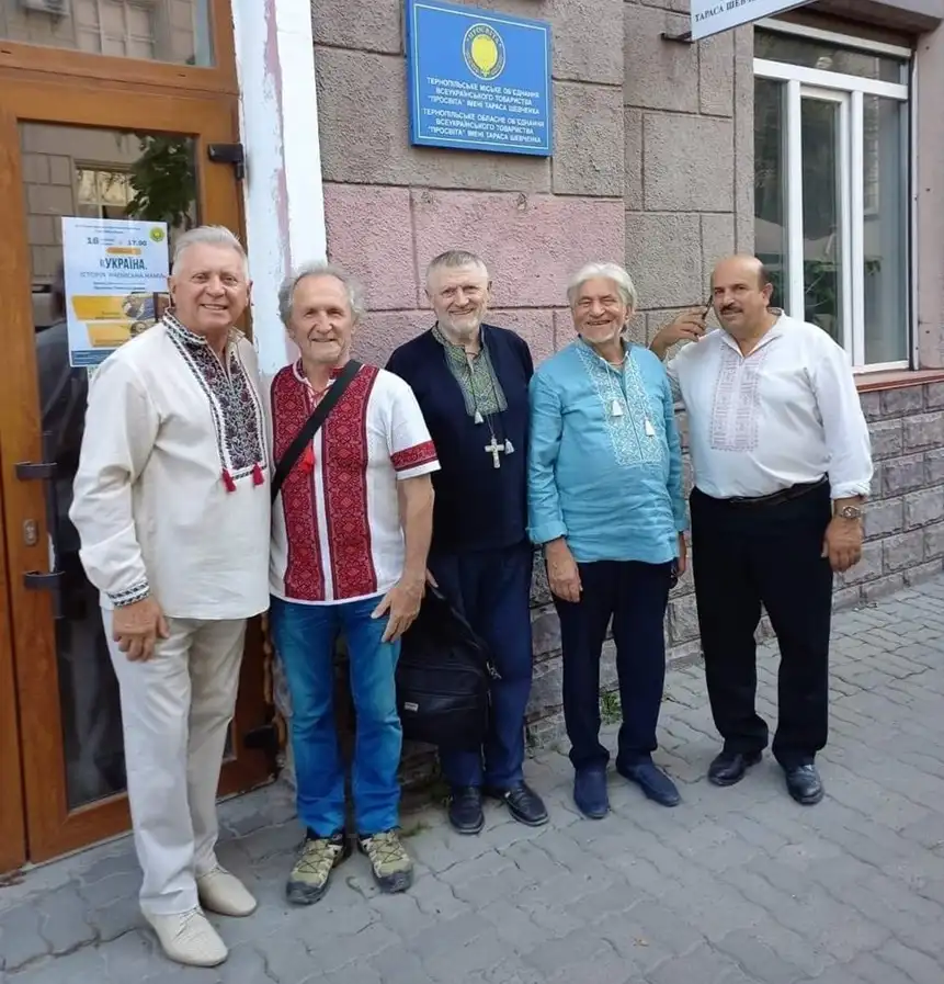 Отець Василь Погорецький: пастир, поет і вічний шукач себе